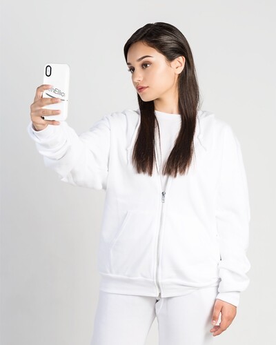(link: https://bit.ly/2wwJX38 text: shop Ben Elliot x LuMee here popup: yes) - © Ben Elliot