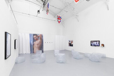 Influencers, 2019. Exhibition view, Galerie Hussenot, Paris, France. - © Ben Elliot