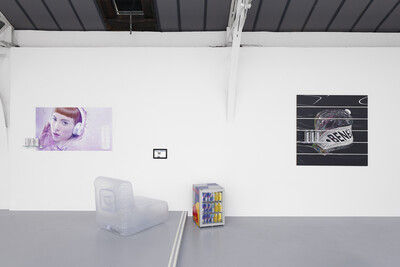 Influencers, 2019. Exhibition view, Galerie Hussenot, Paris, France. - © Ben Elliot