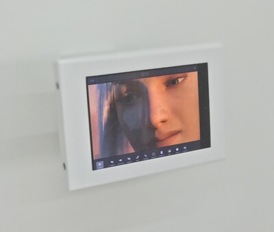 @meitu.app @perl.www - © Ben Elliot